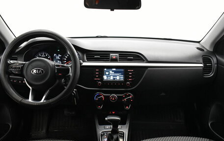 KIA Rio IV, 2018 год, 1 400 000 рублей, 5 фотография