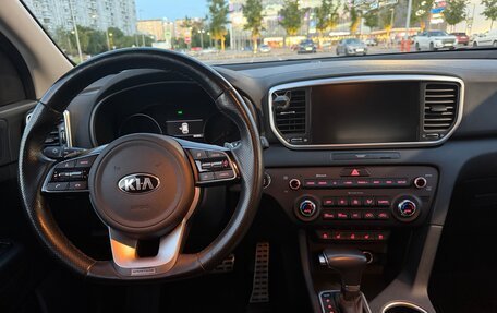 KIA Sportage IV рестайлинг, 2020 год, 2 670 000 рублей, 13 фотография
