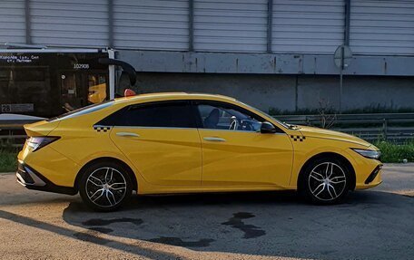 Hyundai Elantra, 2023 год, 1 750 000 рублей, 5 фотография
