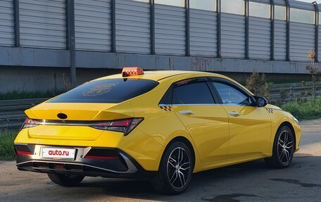 Hyundai Elantra, 2023 год, 1 750 000 рублей, 7 фотография