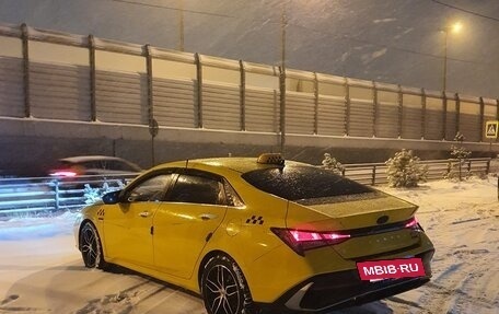 Hyundai Elantra, 2023 год, 1 750 000 рублей, 9 фотография