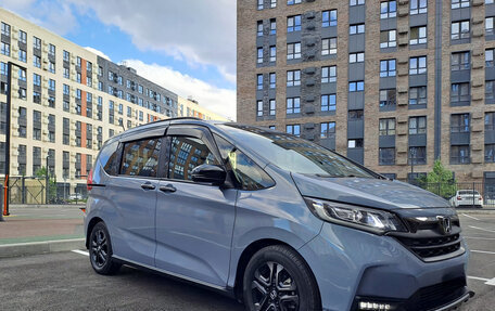 Honda Freed II, 2024 год, 2 100 000 рублей, 3 фотография