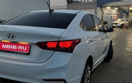 Hyundai Solaris II рестайлинг, 2017 год, 1 050 000 рублей, 6 фотография