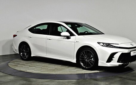 Toyota Camry, 2026 год, 4 640 000 рублей, 3 фотография