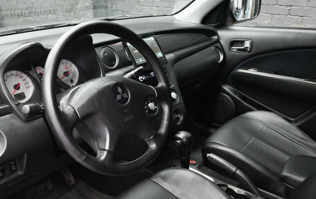 Mitsubishi Outlander III рестайлинг 3, 2008 год, 830 000 рублей, 16 фотография