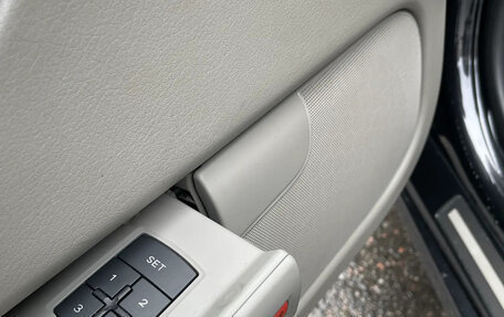 Audi A8, 2005 год, 1 140 000 рублей, 13 фотография