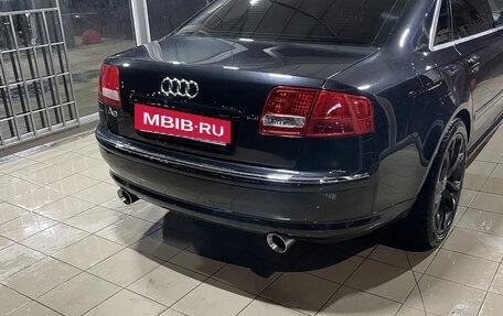 Audi A8, 2005 год, 1 140 000 рублей, 10 фотография