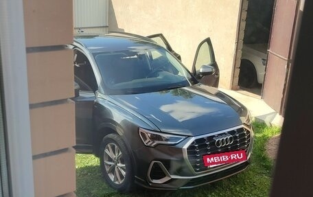 Audi Q3, 2020 год, 2 700 000 рублей, 3 фотография