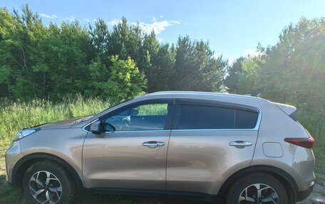 KIA Sportage IV рестайлинг, 2020 год, 2 400 000 рублей, 2 фотография