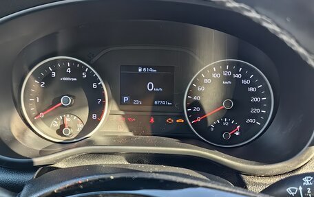 KIA Sportage IV рестайлинг, 2020 год, 2 400 000 рублей, 6 фотография