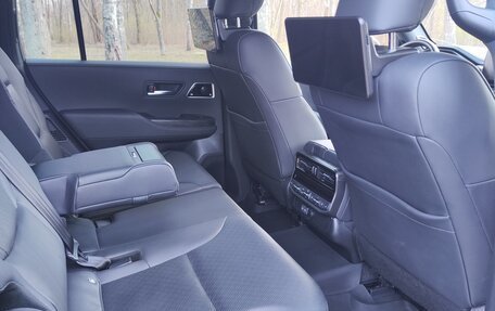 Toyota Land Cruiser, 2024 год, 8 350 000 рублей, 9 фотография