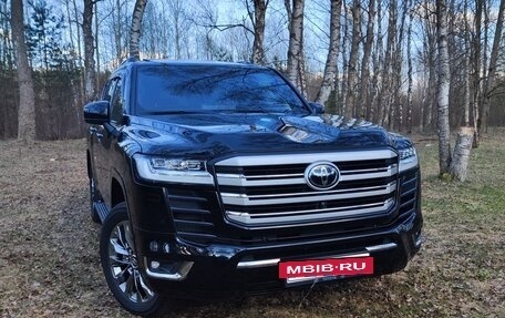 Toyota Land Cruiser, 2024 год, 8 350 000 рублей, 7 фотография