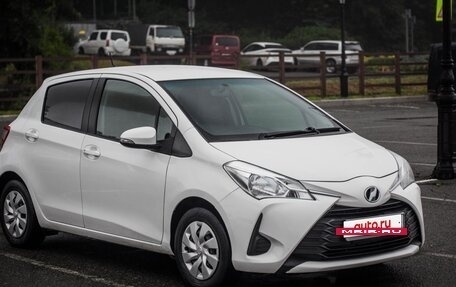 Toyota Vitz, 2017 год, 879 000 рублей, 4 фотография