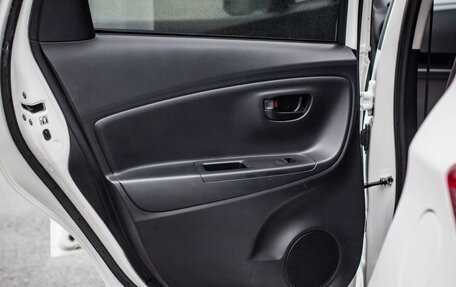 Toyota Vitz, 2017 год, 879 000 рублей, 12 фотография