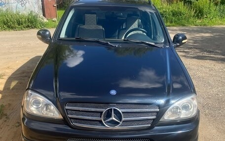 Mercedes-Benz M-Класс, 1999 год, 550 000 рублей, 1 фотография