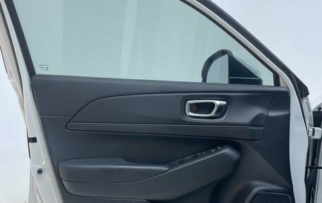 Honda Vezel, 2023 год, 1 857 386 рублей, 19 фотография