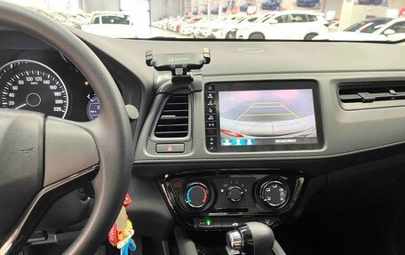 Honda Vezel, 2020 год, 1 810 346 рублей, 12 фотография