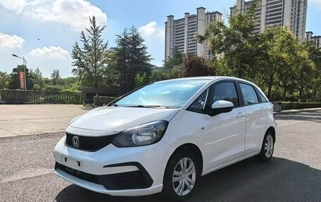 Honda Fit, 2022 год, 1 100 000 рублей, 3 фотография
