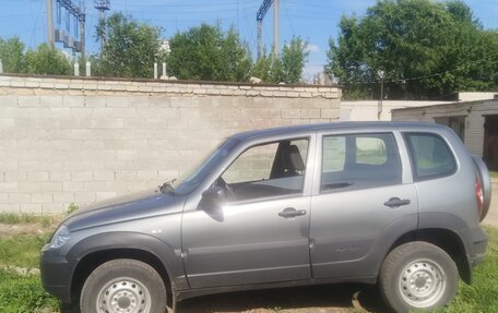 Chevrolet Niva I рестайлинг, 2019 год, 695 000 рублей, 4 фотография