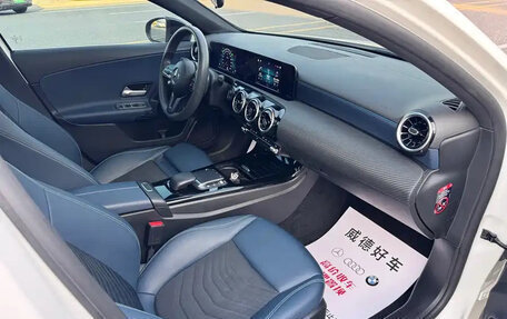 Mercedes-Benz A-Класс, 2023 год, 1 830 000 рублей, 11 фотография