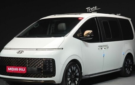 Hyundai Staria, 2024 год, 4 850 000 рублей, 1 фотография