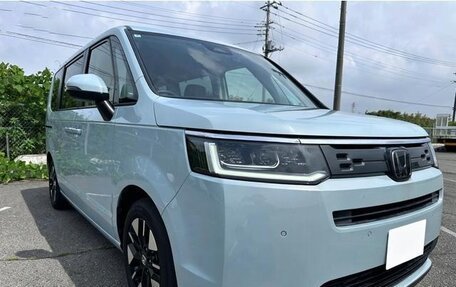 Honda Stepwgn, 2022 год, 2 250 548 рублей, 1 фотография