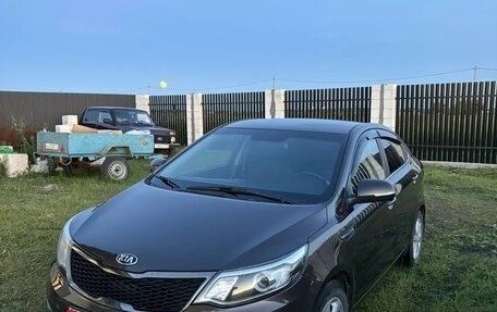 KIA Rio III рестайлинг, 2016 год, 900 000 рублей, 1 фотография