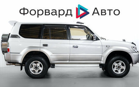 Toyota Land Cruiser Prado 90 рестайлинг, 2001 год, 1 470 000 рублей, 9 фотография