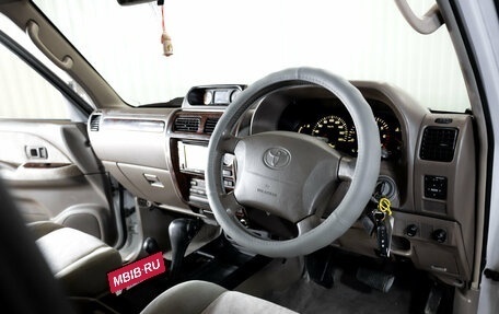 Toyota Land Cruiser Prado 90 рестайлинг, 2001 год, 1 470 000 рублей, 14 фотография
