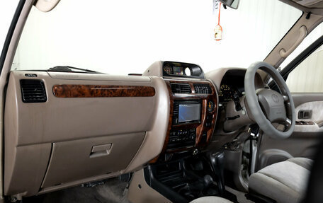 Toyota Land Cruiser Prado 90 рестайлинг, 2001 год, 1 470 000 рублей, 18 фотография