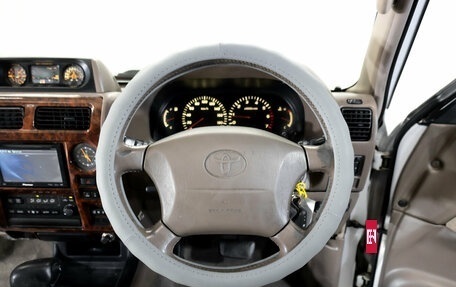 Toyota Land Cruiser Prado 90 рестайлинг, 2001 год, 1 470 000 рублей, 16 фотография