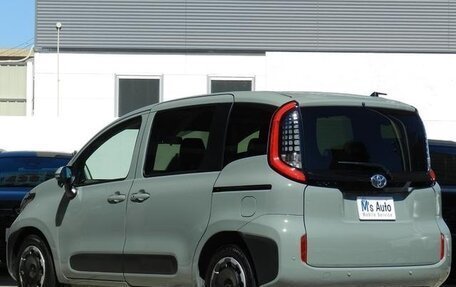 Toyota Sienta, 2023 год, 1 430 548 рублей, 5 фотография