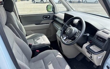 Honda Stepwgn, 2022 год, 2 250 548 рублей, 8 фотография