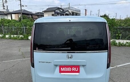 Honda Stepwgn, 2022 год, 2 250 548 рублей, 2 фотография