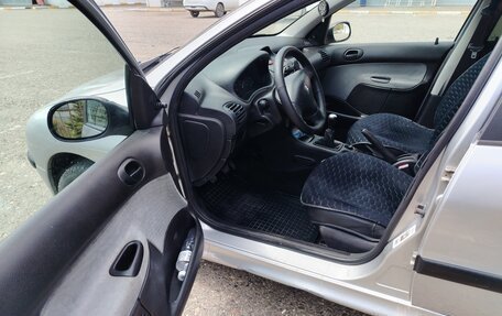 Peugeot 206, 2004 год, 285 000 рублей, 15 фотография