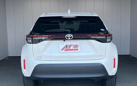 Toyota Yaris Cross, 2022 год, 1 690 548 рублей, 5 фотография