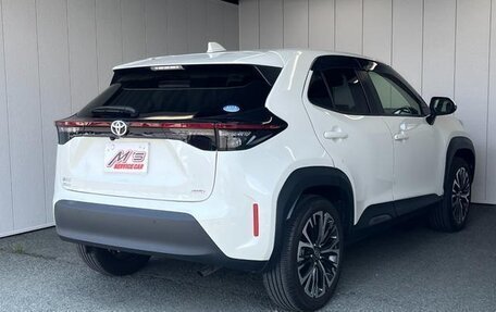 Toyota Yaris Cross, 2022 год, 1 690 548 рублей, 4 фотография