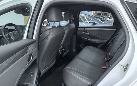 BYD Qin, 2025 год, 1 740 000 рублей, 13 фотография