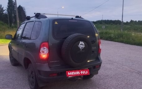 Chevrolet Niva I рестайлинг, 2013 год, 415 000 рублей, 4 фотография
