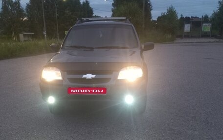 Chevrolet Niva I рестайлинг, 2013 год, 415 000 рублей, 1 фотография