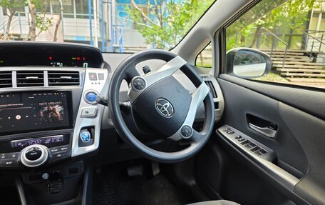 Toyota Prius Alpha I (ZVW40/41), 2013 год, 1 100 000 рублей, 16 фотография