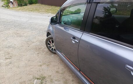 Toyota Ractis I, 2005 год, 470 000 рублей, 5 фотография
