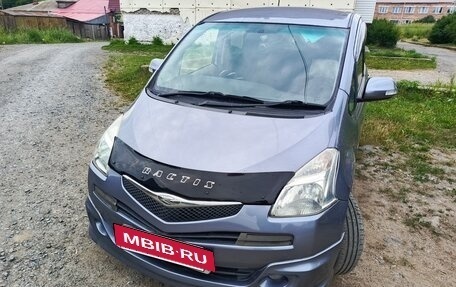 Toyota Ractis I, 2005 год, 470 000 рублей, 4 фотография
