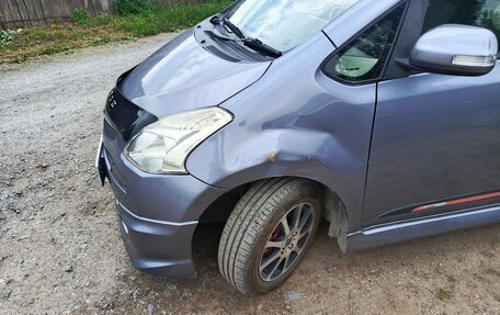 Toyota Ractis I, 2005 год, 470 000 рублей, 6 фотография