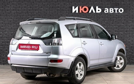 Mitsubishi Outlander III рестайлинг 3, 2012 год, 1 365 000 рублей, 4 фотография
