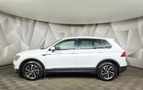 Volkswagen Tiguan II, 2018 год, 1 955 000 рублей, 5 фотография