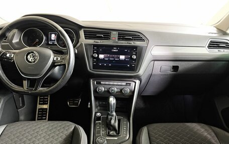 Volkswagen Tiguan II, 2018 год, 1 955 000 рублей, 15 фотография