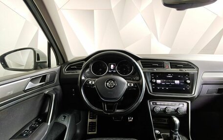 Volkswagen Tiguan II, 2018 год, 1 955 000 рублей, 19 фотография