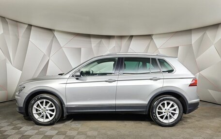 Volkswagen Tiguan II, 2018 год, 2 555 000 рублей, 5 фотография