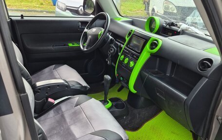 Scion xB II рестайлинг, 2004 год, 710 000 рублей, 9 фотография